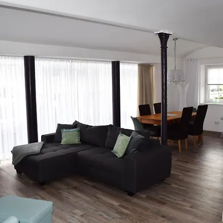 Gut Kuhfs Apartment
