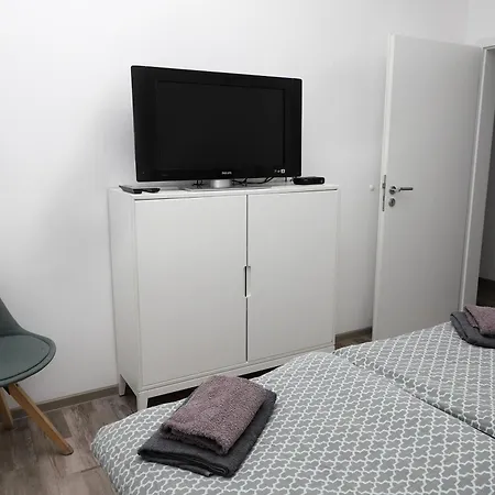 Gut Kuhfs Apartment Grosszossen