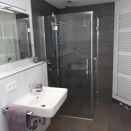 Gut Kuhfs Apartment *