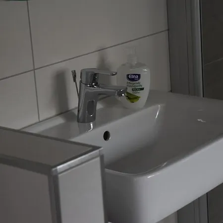 Apartment Gut Kuhfs Grosszossen